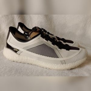 ADIDAS X STELLA MCCARTNEY PULSEBOOST HD Core White / Cream White Trainers G28329